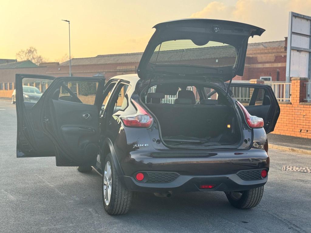 Nissan Juke 1.2 DIG-T Acenta Premium Manual 6Spd Euro 5 (s/s) 5dr